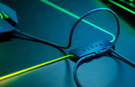 Razer Firefly V2 Chroma 超薄滑鼠墊