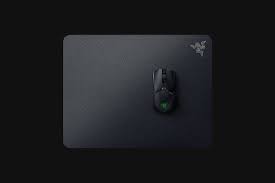 Razer Acari 低摩擦滑鼠墊