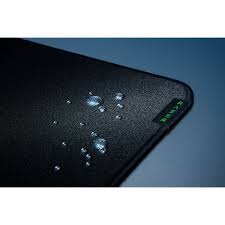 Razer Strider 軟硬混合式滑鼠墊