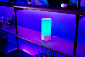 Razer Aether Lamp 智能可調光枱燈