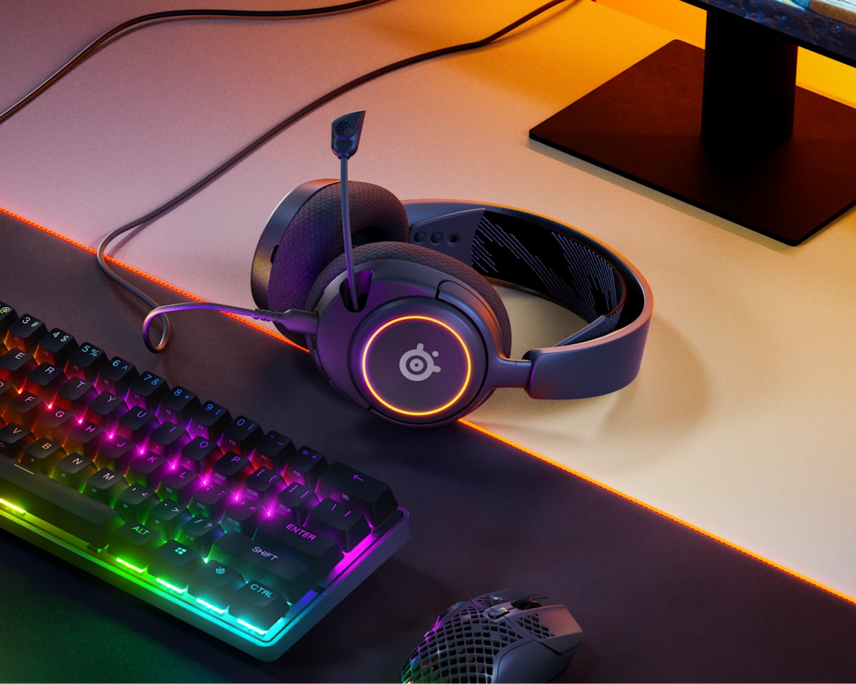 Steelseries Arctis Nova 3 頭戴式電競耳機