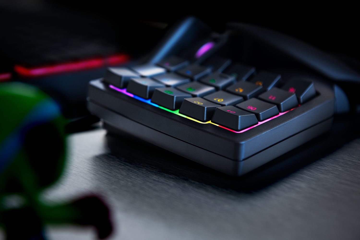 RAZER Tartarus V2 機械式薄膜數字鍵盤
