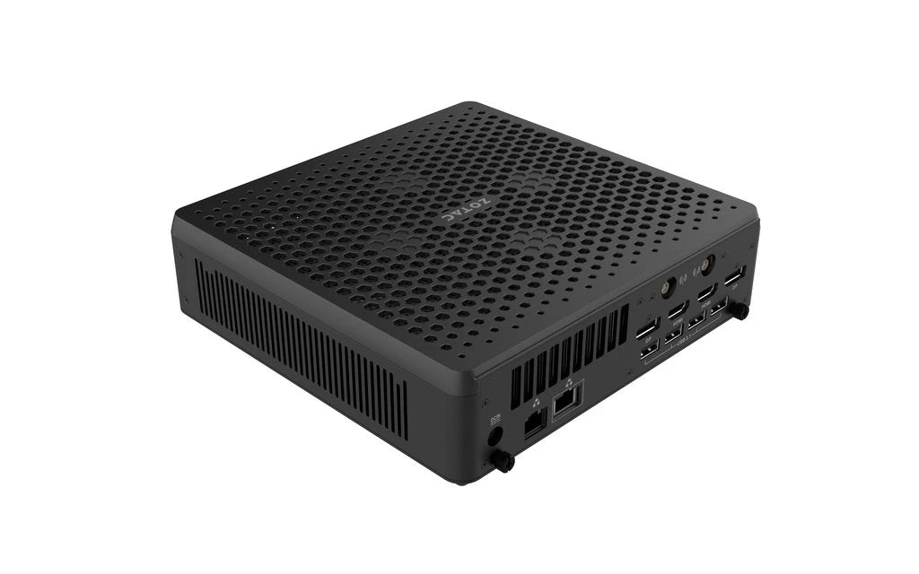 Zotac Magnus EN173070C MiniPC (不連SSD及RAM)